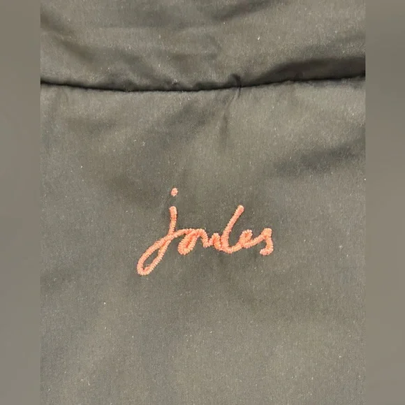 EUC Joules padded women’s navy and fuchsia pink vest. US size 8. - Picture 7 of 7